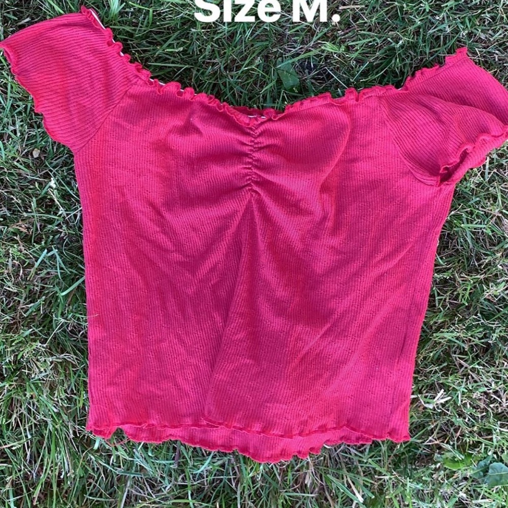 Off shoulder crop top